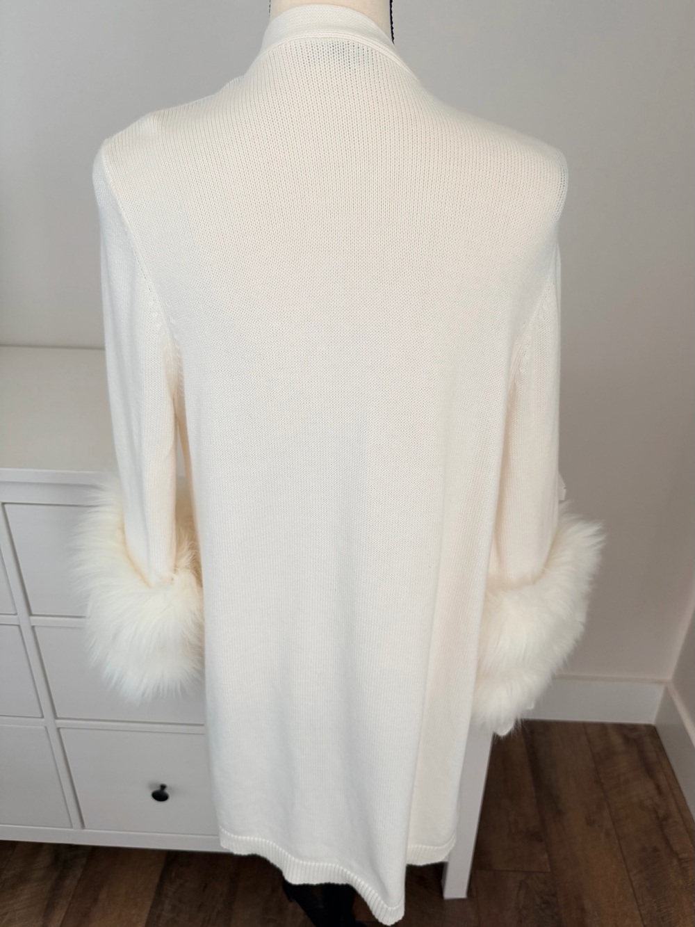 Chico’s - Cream Knit Open-Fromt Cardigan With Faux Fur Cuffs View 4